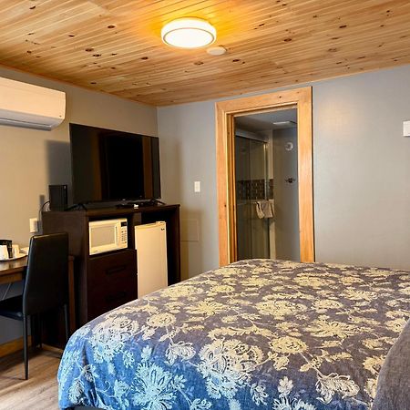 שלבורן Mackenzie Motel & Cottages מראה חיצוני תמונה