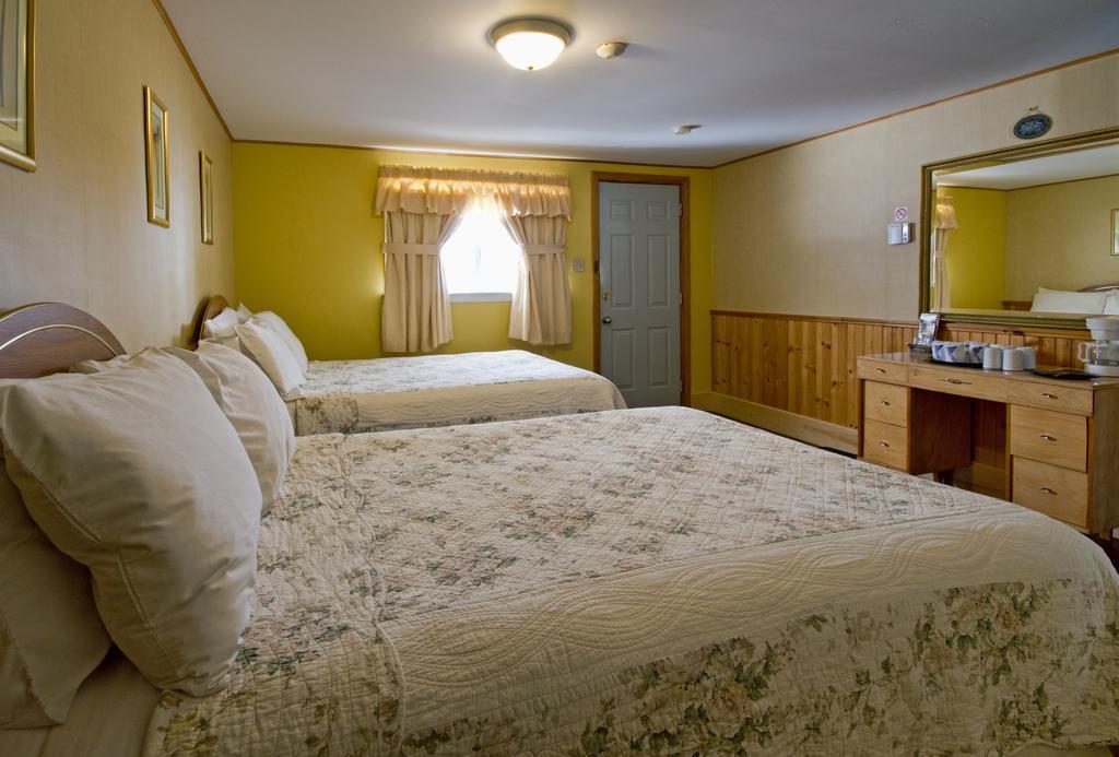 שלבורן Mackenzie Motel & Cottages מראה חיצוני תמונה