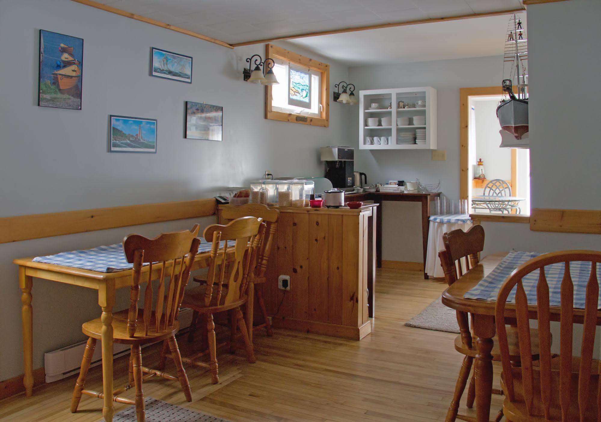 שלבורן Mackenzie Motel & Cottages מראה חיצוני תמונה